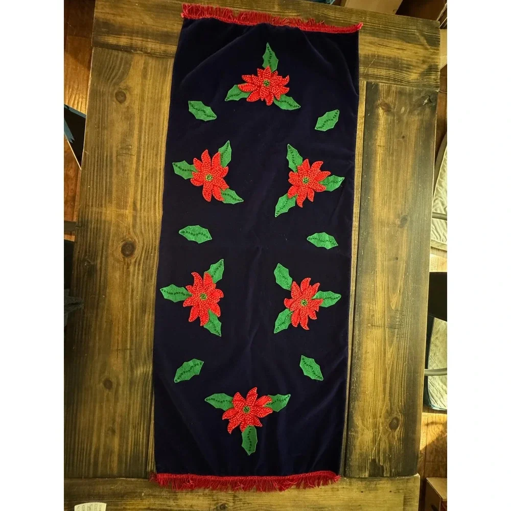 Vtg‎ Handmade Velvet Table Runner Christmas Poinsettia Beaded Purple 53